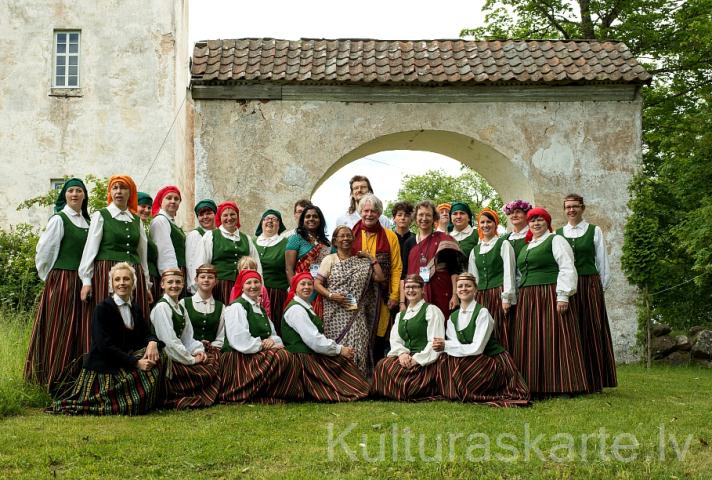 Sieviešu koris "Irlava"